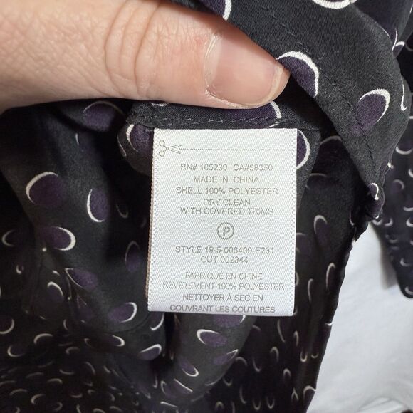 Equipment Femme Black Moon Pattern Long Sleeve Button Up Blouse Top Women's M - Picture 8 of 8